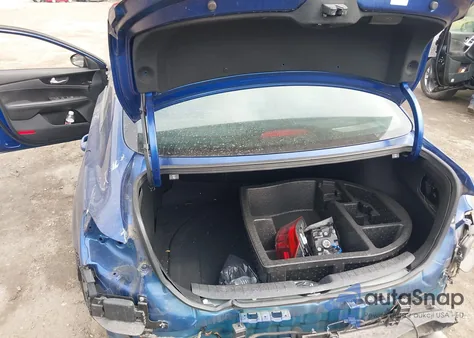 2021 Kia Forte Gt-Line из США, поврежденный, VIN 3KPF34AD5ME390570